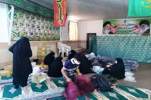 اهدا ۷۳۰ بسته لوازم التحریر برای دانش آموزان بی بضاعت بجستان