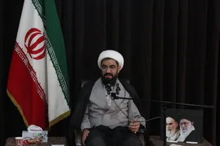 مسئولان با تمام وجود و توان در عرصه خدمت رسانی به مردم وارد میدان شوند