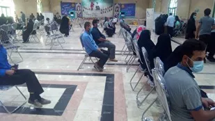 استقبال مردم پیشوا برای تزریق واکسن