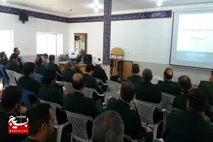 برگزاری نشست سیاسی بصیرتی کارکنان سپاه ملایر