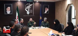 نشست فرمانده ناحیه مقاومت بسیج ساوجبلاغ با اعضای بسیج رسانه/تمام ظرفیت&zwnj;ها برای برگزاری کنگره شهدا به کار گرفته شود