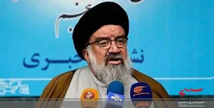 حجاب باید با زبان هنر ترویج شود