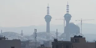 هشدار علوم پزشکی اصفهان درباره آلودگی هوا/ مردم تا حد امکان در خانه بمانند