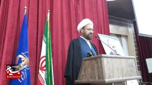 ایستادگی در برابر فتنه&zwnj;ها ضامن عزت و استقلال ملت است