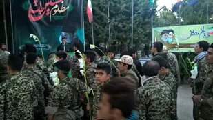 غبارروبی گلزار شهدا شاهرود