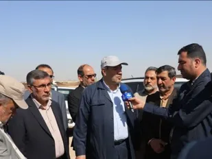 پارکینگ با ظرفیت ۱۰ هزار خودرو در مرز مهران ایجاد می شود