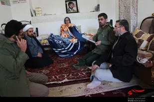 دیدار با خانواده شهیدان در شهر بن