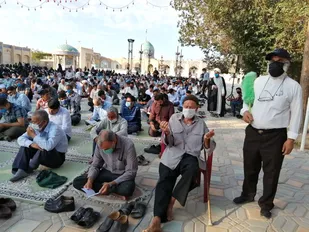 آیین پرفیض دعای عرفه در نایین
