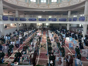 پشتیبانی از انقلاب اسلامی در هر زمینه ای تکلیف شرعی است
