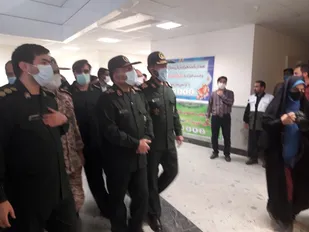 بازدید سردار سلیمانی از مرکز واکسیناسیون ایثار