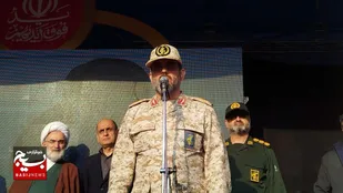 زنان، با حضور آگاهانه و مسئولانه خود، همواره یکی از ستون&zwnj;های اصلی دفاع از انقلاب اسلامی هستند&nbsp;