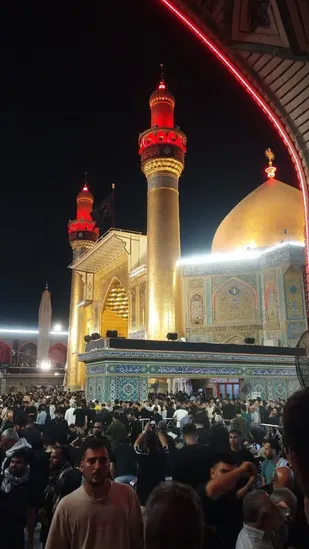 در مکتب عاشورا و اربعین انسان ها خود را بازیابی می کنند