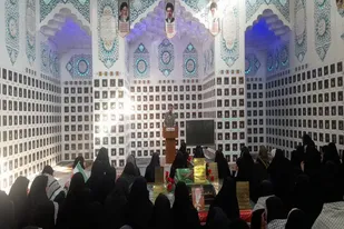 بازدید کاروان راهیان نور شهرستان نهاوند از مناطق عملیاتی غرب کشور