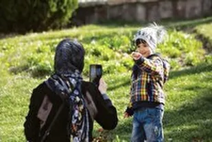 بررسی نقش مادر در تربیت فرزندان در گفتگو با نجمیه&zwnj;سادات مشهدی، مشاور خانواده و مدرس دانشگاه&nbsp;
نقش تربیتی مادر فراتر از تربیت فرزندان است&nbsp;