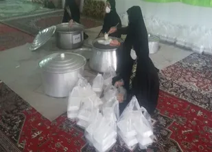 پخت و توزیع بیش از ۵۰ هزار پرس غذای گرم در ایلام.