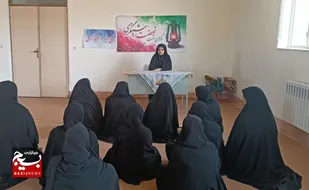 نشست نهضت روشنگری به مناسبت هفته بسیج در شهرستان خاش برگزار شد