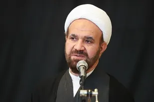آیا حاضرید راهکار رفراندم را به تنها نظام قبیله&zwnj;ای جهان که در تاریخ خود، حتی یک بار هم صندوق رأی ندیده است پیشنهاد کنید؟!