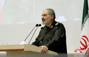 باید چگونگی نبرد در میدان جنگ نرم و فعالیت در فضای مجازی را بدانیم