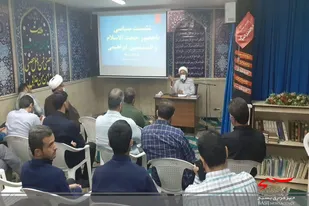 جهاد تبیین سلاح مناسب در جنگ با دشمن است