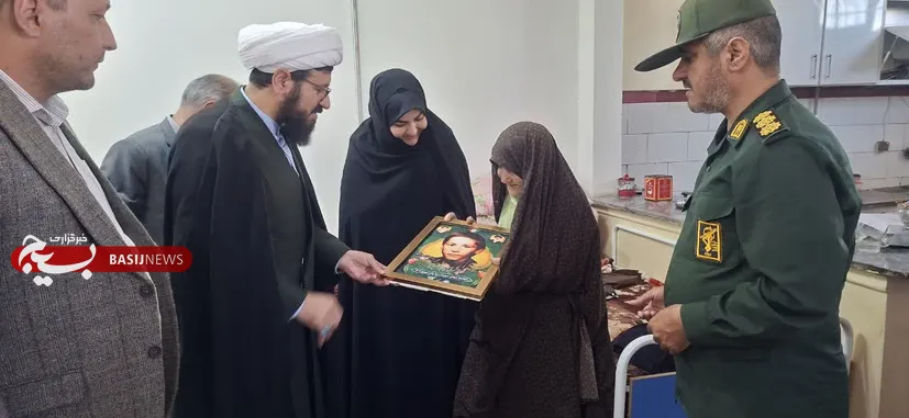 هفته دفاع مقدس؛ مسئولان مه‌ولات پای روایت صبر خانواده‌های شهدا