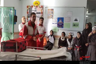 برگزاری مانور مقابله با زلزله در مدرسه عصمت جوکار