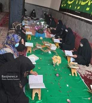 برگزاری محفل جزء خوانی قرآن کریم در پایگاه بسیج خواهران سپاه کرمانشاه