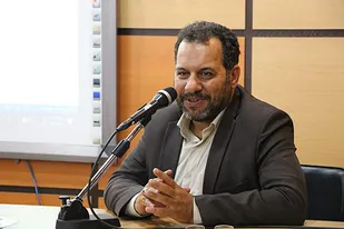 اگر مدیری کم&zwnj;کاری کند کوتاه نمی&zwnj;آییم