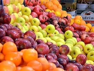 توزیع ۳۷۵ تن میوه شب عید دراستان  ایلام