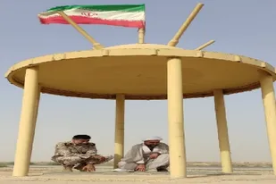 ادای احترام فرمانده تیپ عملیاتی امام صادق (ع) به مقام شامخ شهدای تخریب استان بوشهر