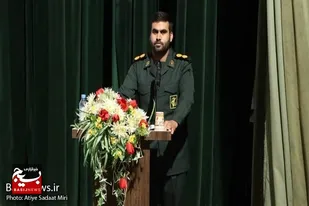 برپایی میز خدمت در مصلای نماز جمعه زاهدان