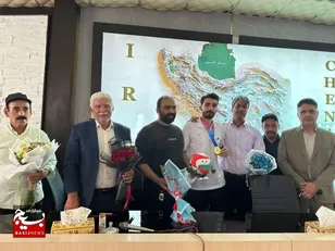 استقبال از قهرمان طلایی والیبال نشسته جهان در چناران