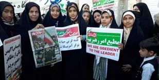 دوشادوش بسیجیان؛ گروه مقاومتی که تبدیل به پایگاه شد+عکس