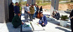 تجدید میثاق هنرمندان بسیجی استان با شهدا در نخستین روز هفته هنر انقلاب اسلامی + (تصاویر)