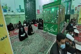 محفل انس با قران کریم در امام زاده حمزه (علیه السلام )  زرند برگزار شد
