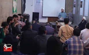 معادله&zwnj; غرب با مقاومت آغاز و با استقلال به سرانجام &zwnj;رسید!