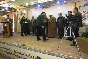 تجلیل از برگزیدگان دومین جشنواره &laquo;خورشید طوس&raquo; در همدان
