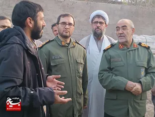 گروه های جهادی، دلداده مردم و شیفتگان خدمت هستند