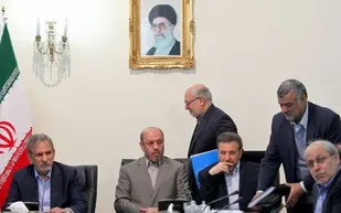 دولتمردان اقتصاد مقاومتی را با رویکرد دولتی می&lrm;بینند نه مشارکت مردم