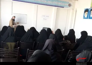 بصیرت یکی از عناصر مهم پیروزی در مقابل دشمن است