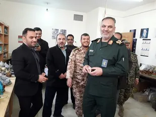 بازدید از نمایشگاه صنایع دستی و محصولات روستایی کاشان