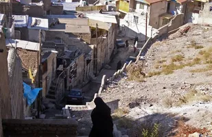 حاشیه نشینی بافت فرهنگی کلانشهرها را به هم می زند