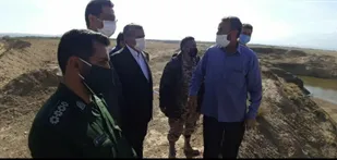 بازدید فرماندار شاهرود از پروژه مهار سیلاب روستای گلستان به همت بسیجیان+ فیلم و عکس