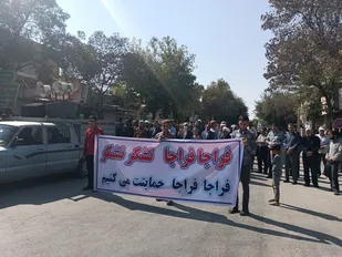 محکوم کردن اعمال خرابکارانه اغتشاش گران توسط نماز گزاران نماز جمعه در شهر آشخانه