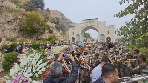 تپش قلب فرهنگی محلات شیراز با شمیم عطر شهدا؛ / از ۱۱ یادمان گمنام تا استوارترین گام‌های قانونی در صیانت از آرمان‌ها
