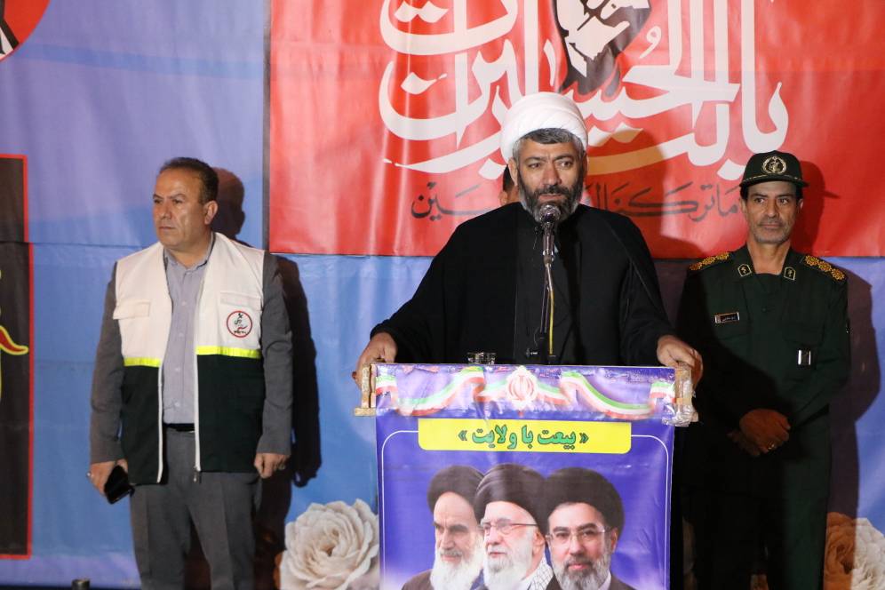 برپایی میز خدمت بسیج جامعه پزشکی استان در اجتماع شبانه یاسوج + ( فیلم و تصاویر)