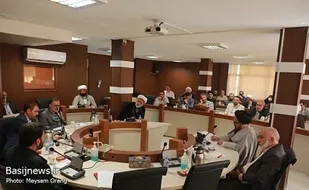 نشست فرمانده سپاه حضرت محمد رسول الله (ص) با جمعی از اساتید دانشگاه آزاد اسلامی