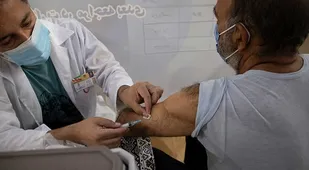 شتاب روند واکسیناسیون در یزد با همکاری بسیج جامعه پزشکی