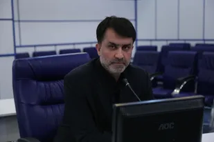 معدوم نمودن مرغ هاي آلوده در تاكستان