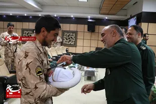 مراسم گرامیداشت سربازان و شهدای سرباز دفاع مقدس