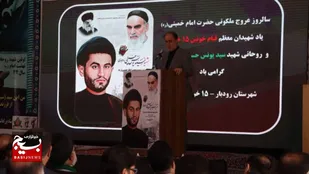حل مشکلات معیشتی و اقتصادی مردم در اولویت قرارگیرد